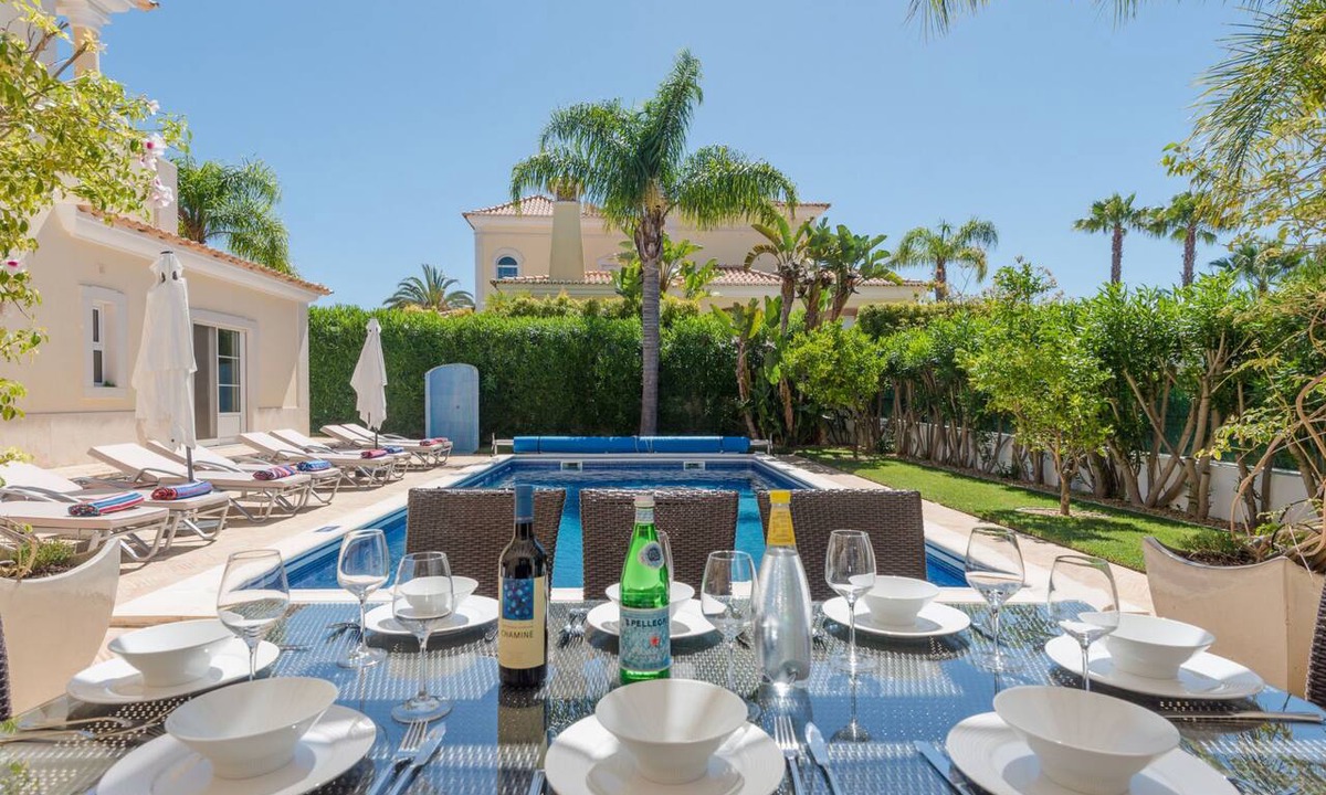 Vale do Garrao House | Endless Summer Luxury Villa by Interhome