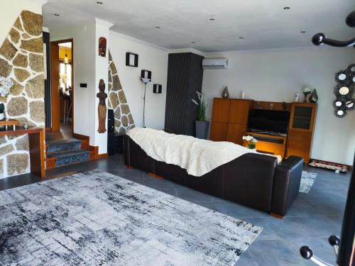 Marinhas Villa | Esposende Charming Villa With Garden