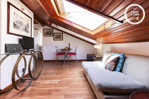 Lisbon Old Town Apartment | Estrela Design by Homing