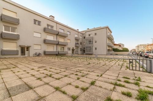 Vila do Conde Apartment | Excellent location, good access to the beach