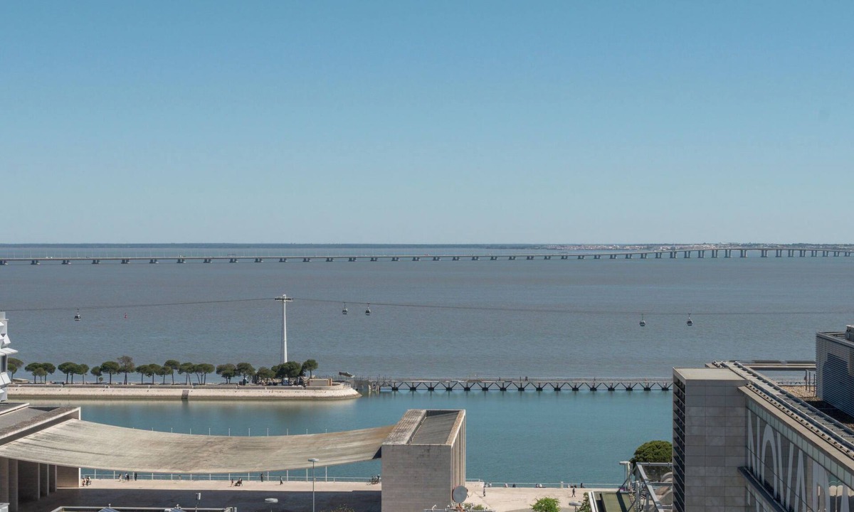 Parque das Nacoes Apartment | Expo Oriente Lis by Interhome