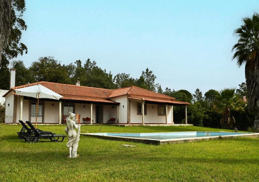 Santarem Villa | Fantástica Casa de Campo com Piscina perto de Lisboa