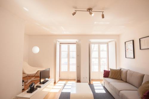 Sao Bento Apartment | FLH São Bento Sunny Flat with Terrace