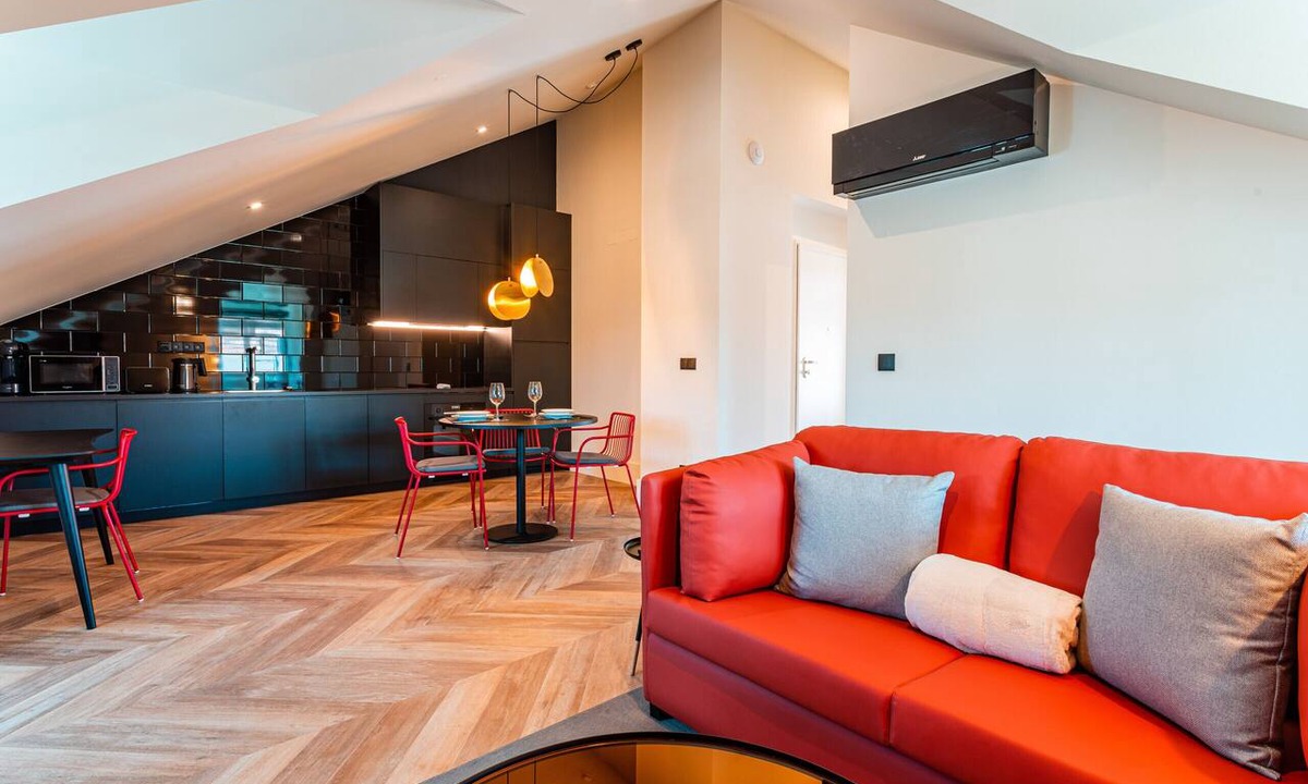 Old Town Apartment | FLH Viola Market with Terrace I