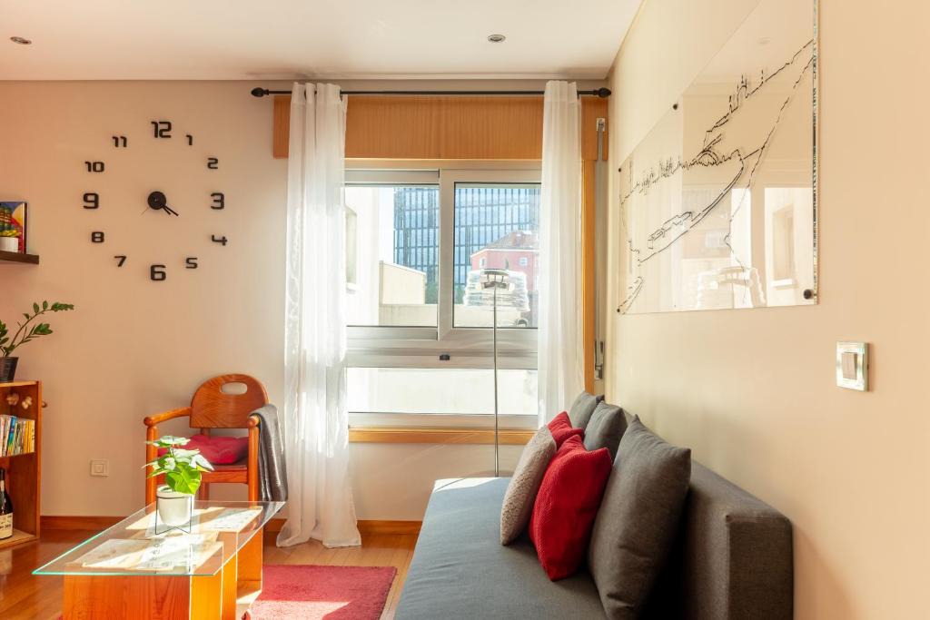 Ramalde Apartment | Francos Relaxing Apartment by the metro