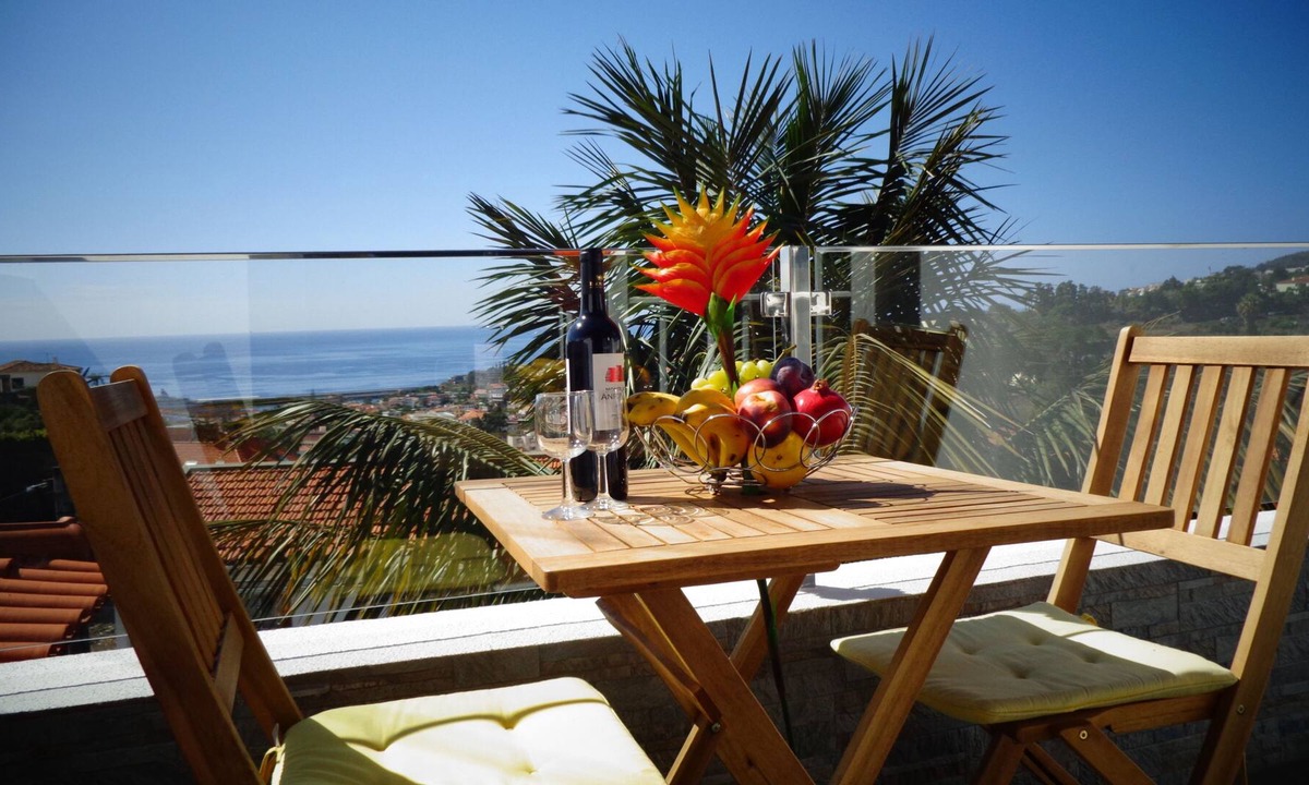 Imaculado Coracao de Maria Apartment | Funchal top view holiday