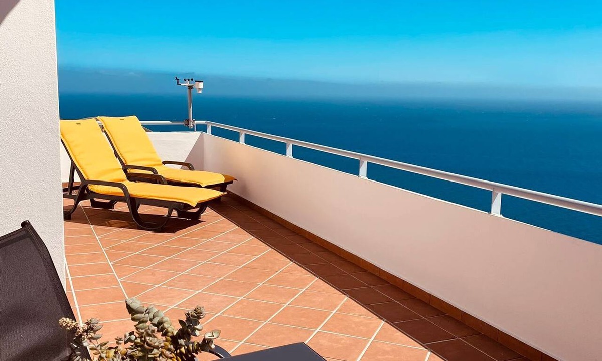 Garajau Apartment | Garajau, Apartment with large terrace, ocean view, near Funchal, free parking