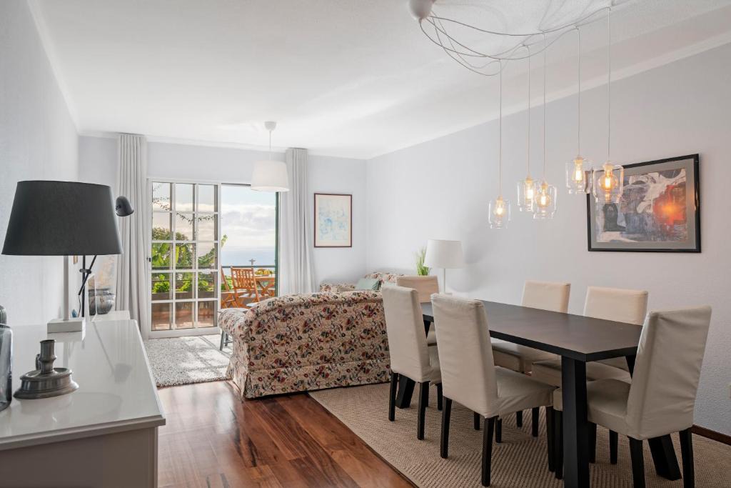 Garajau Apartment | Garajau I by an island apart