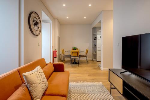 Caparica Apartment | Glasgow Industrial 2BR apartment