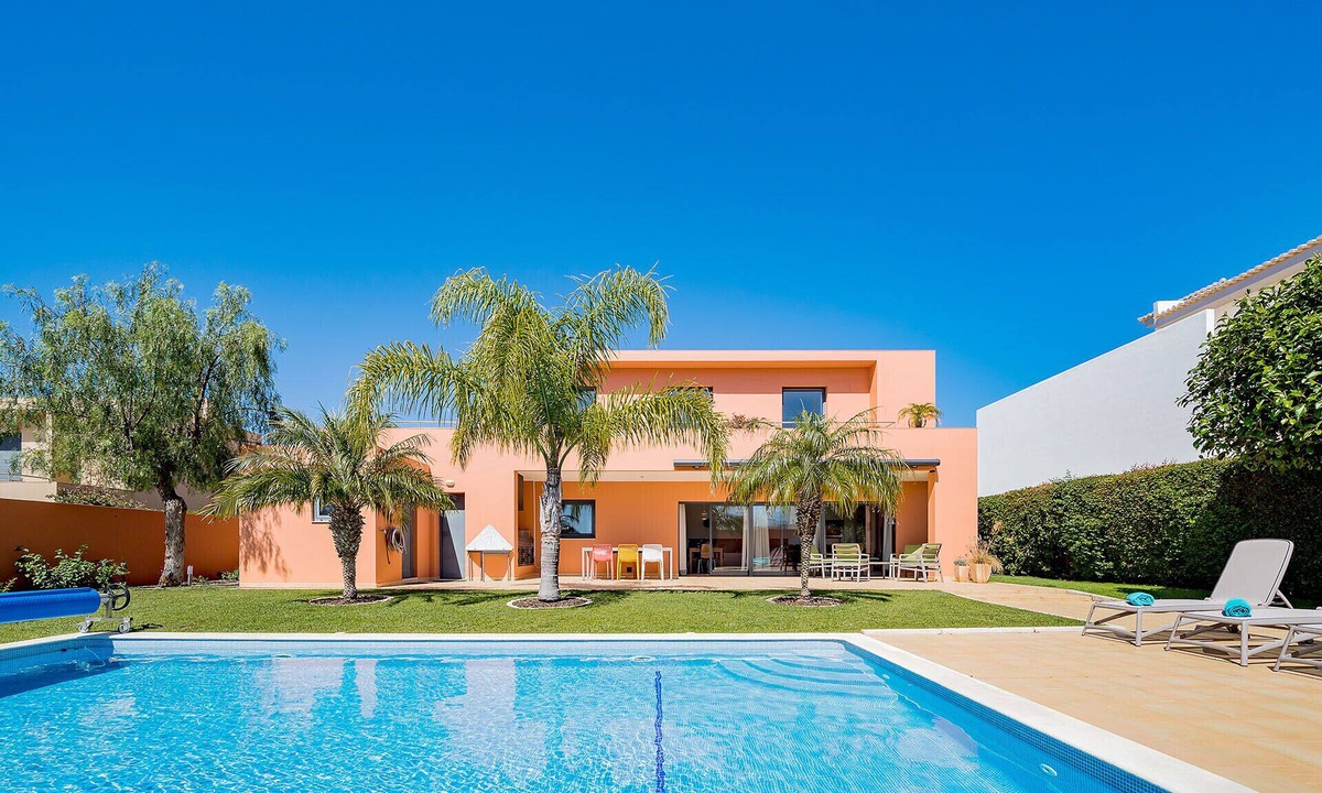 Ameijeira Villa | Gorgeous contemporary villa [44]