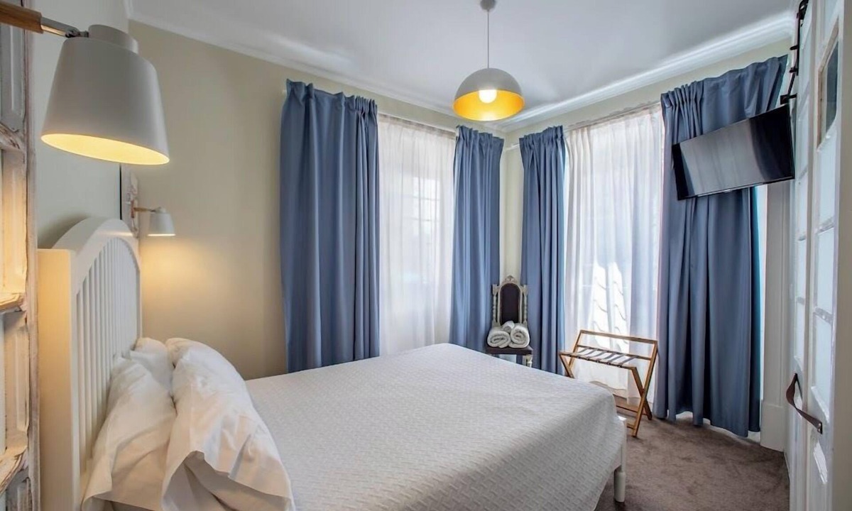 Torres Vedras Bed & Breakfast | Graça Garden Bed & Breakfast