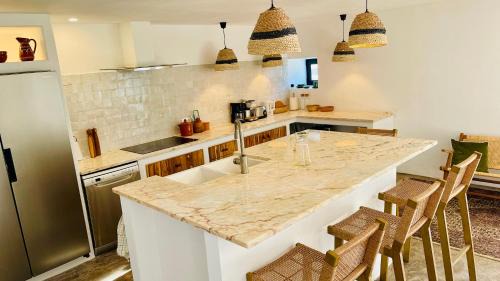 Aldeia de Irmaos House | grande maison familiale centre village