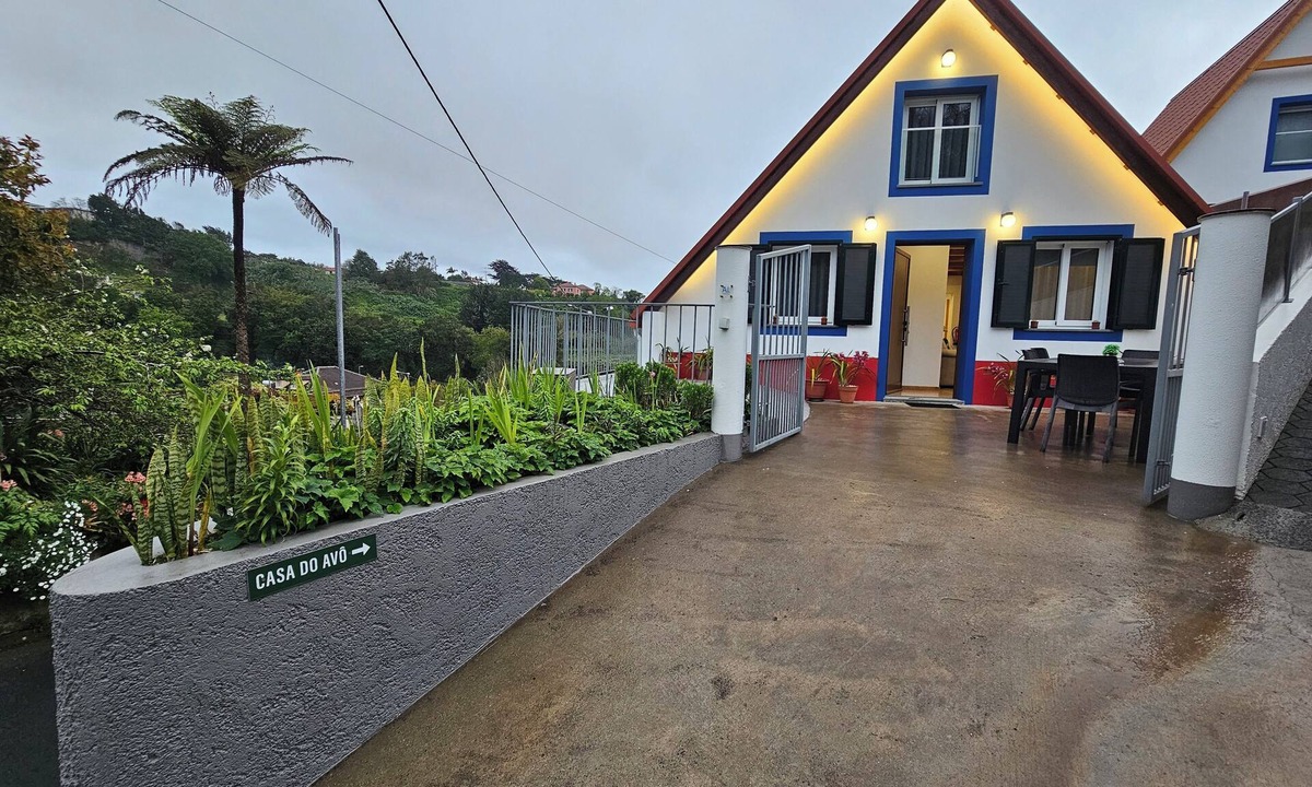 Santana House | Grandfather's House