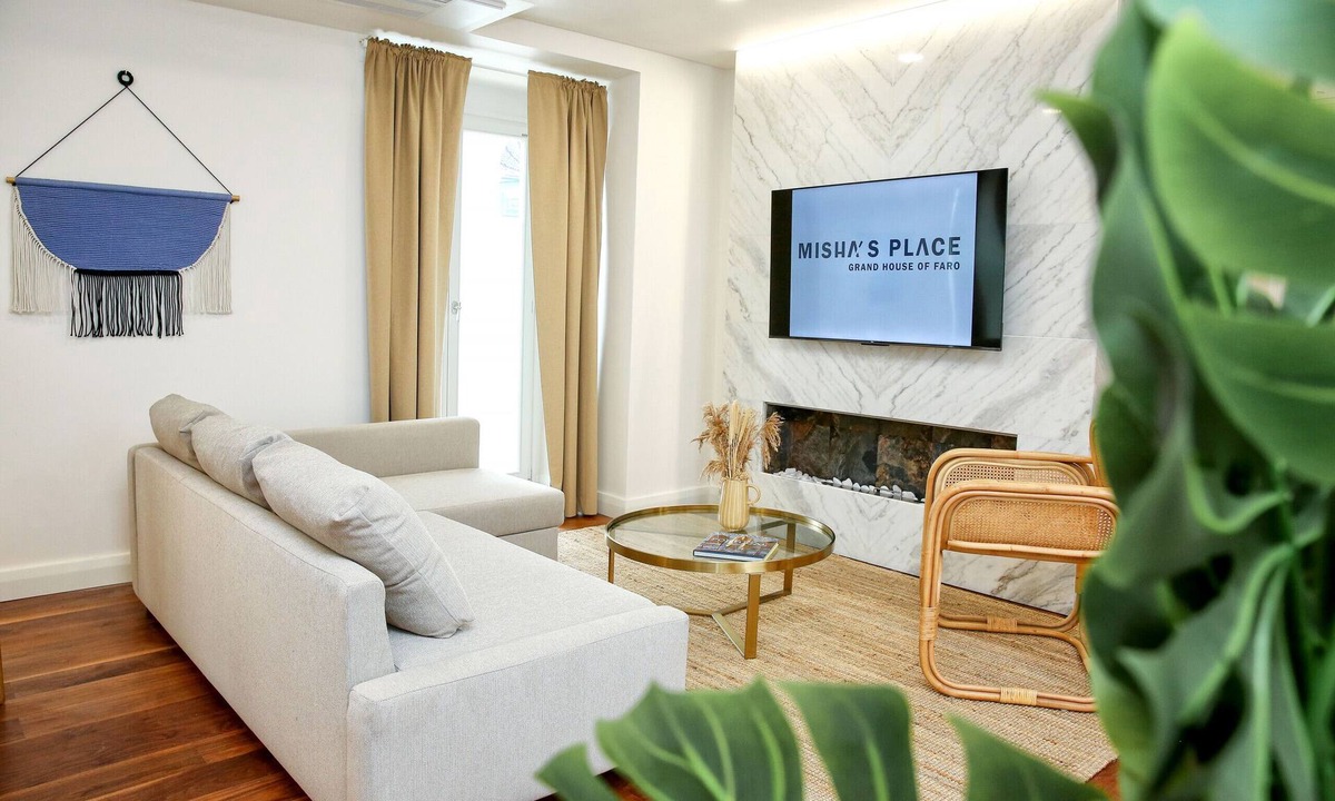 Sao Pedro Apartment | Green Algarve Gem: Spacious 2 BDR By Misha's Place