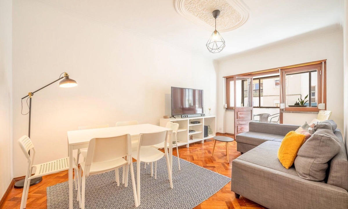 Carcavelos Apartment | GuestReady -Beachside apt near Praia de Carcavelos
