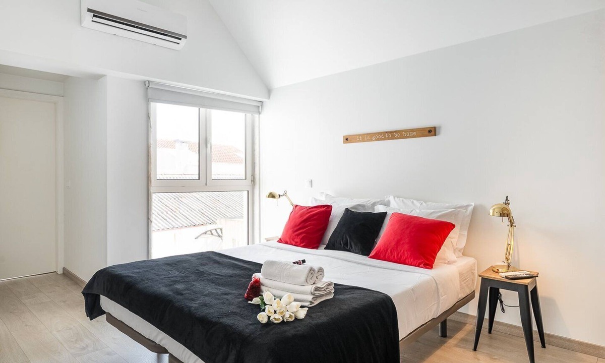 Aveiro Apartment | GuestReady - Ria Reflection Studio 2