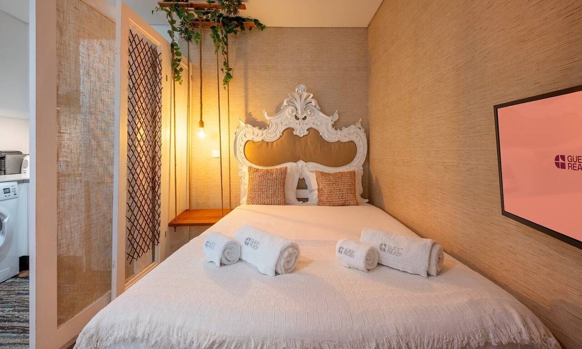 Merces Apartment | GuestReady - Spring Studio