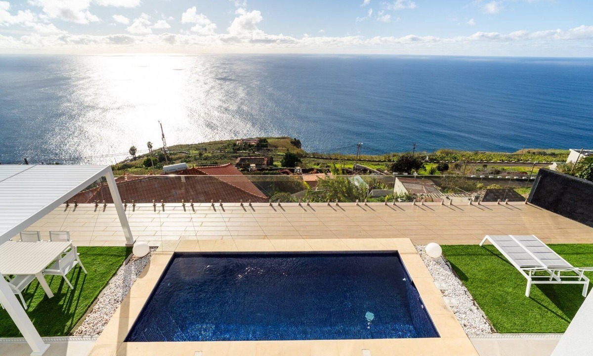 Paul do Mar House | GuestReady - The Ocean El Cid