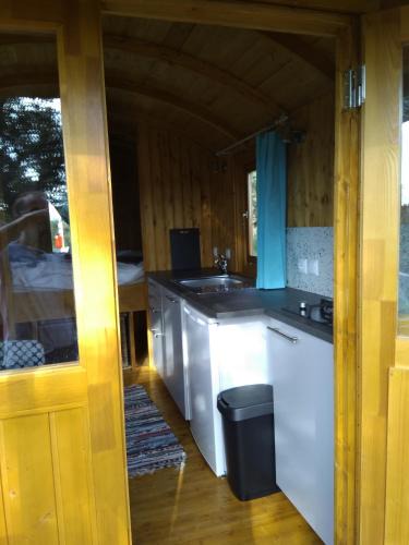 Aldeia dos Palheiros Other | Gypsy caravan op de camping