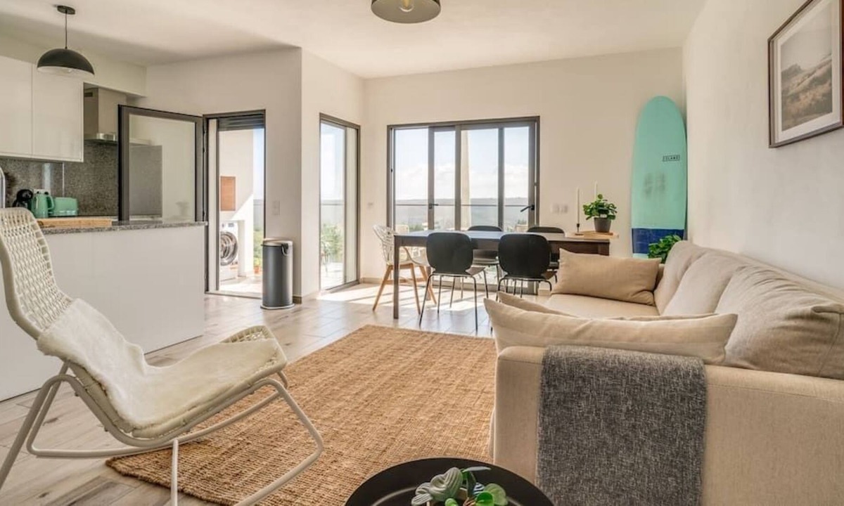 Espartal Apartment | Happiness Apartment | 2bedroom apt in Aljezur
