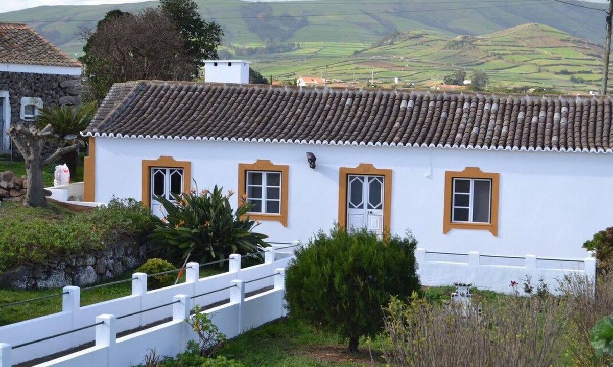 Praia da Vitoria House | Haus Sainte Catherine by Interhome