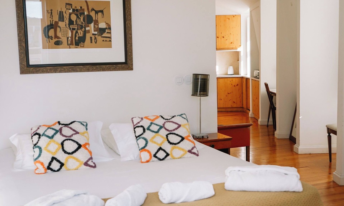Sao Cristovao e Sao Lourenco Apartment | High-end Studio in Baixa Chiado
