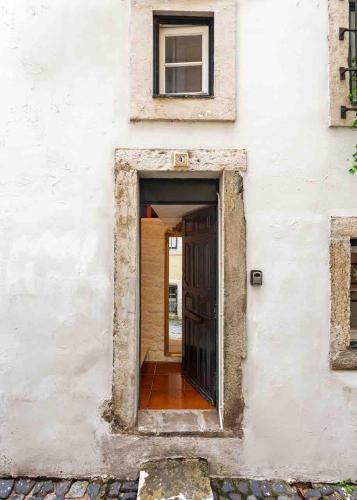 Se Apartment | Historic Alfama Cave Studio - Medieval Quarter Experience
