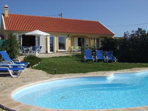Azenhas do Mar House | Holiday Home Quinta do Mar mit Whirlpool by Interhome