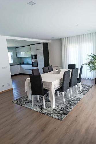 Forjaes House | Holiday Home Quinta d'Azenha by Interhome