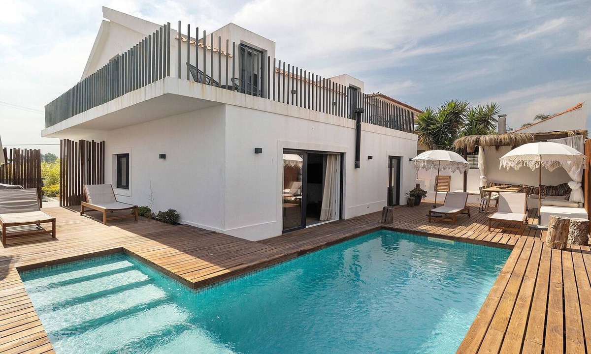 Troia House | Holiday Home with Private Pool, Wi-Fi, and Air Conditioning in Comporta