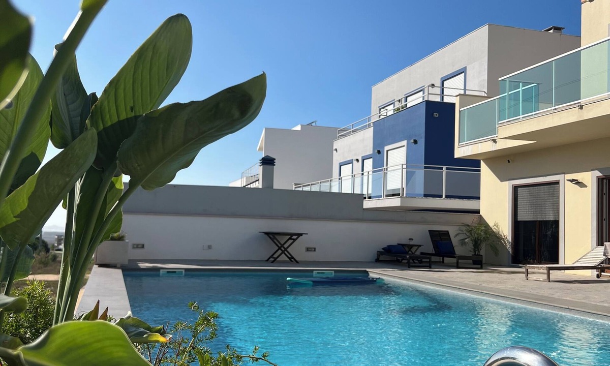 Peniche House | Home relaxation and yoga