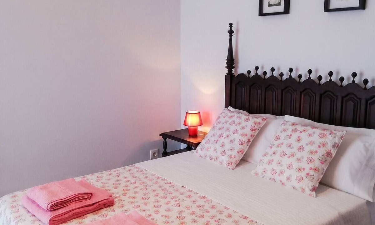 Baiao Apartment | Homerez - Apartment in Eiriz