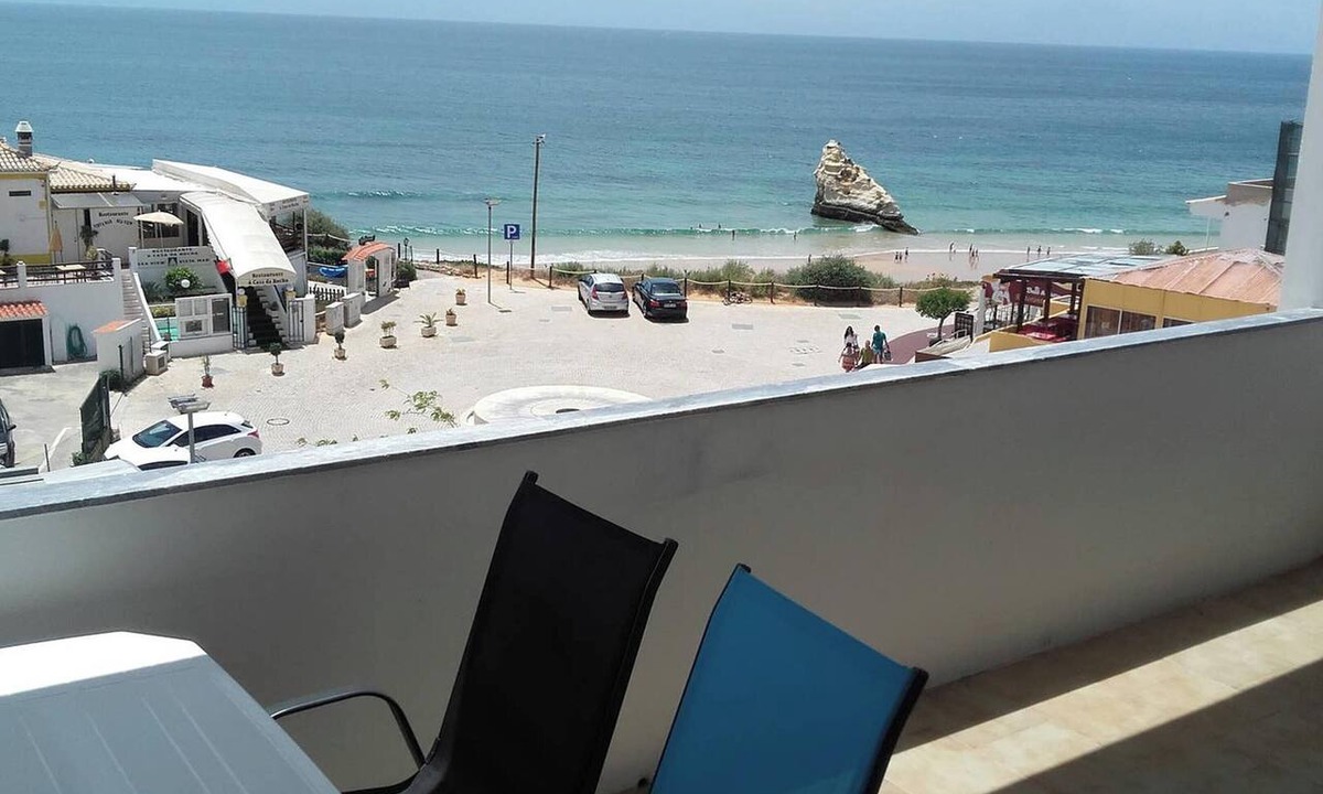 Praia da Rocha Apartment | Homerez - Apartment Praia da Rocha - 70m² - Sea View