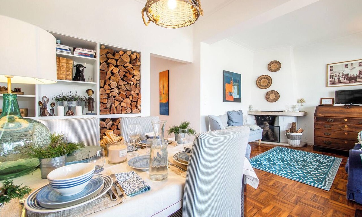 Cascais Apartment | Homerez - Apt. in Cascais with Fireplace