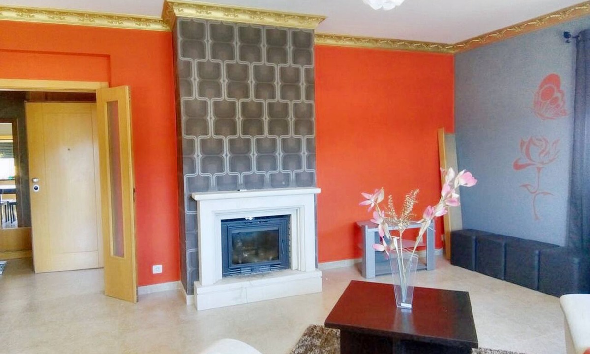 Ourem Apartment | Homerez - Apt. mountain view