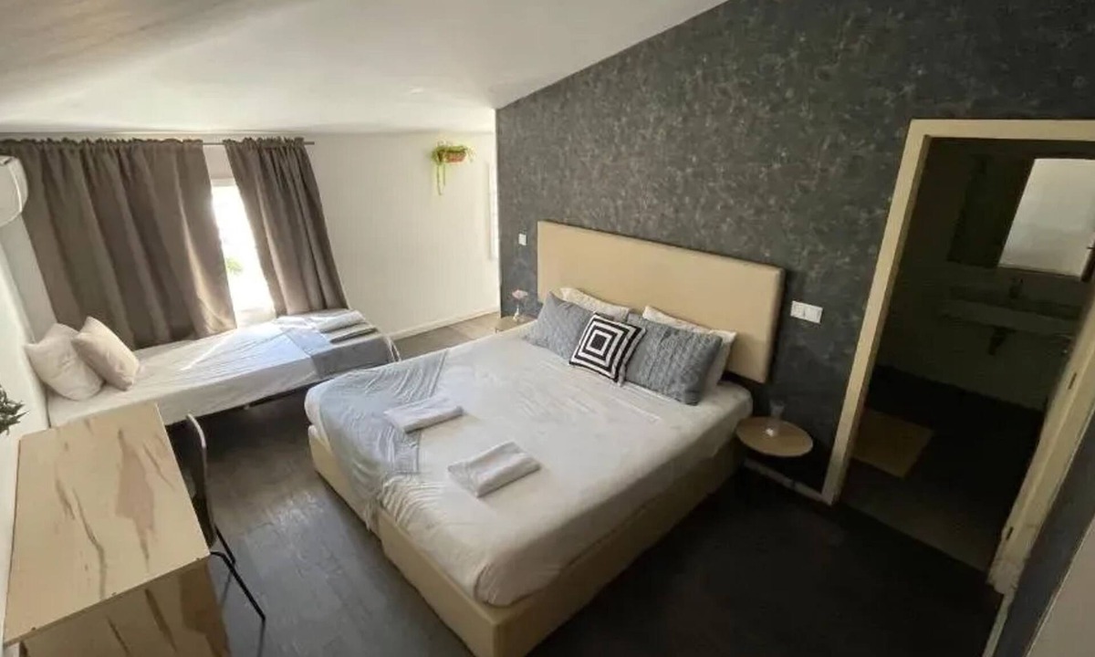 Campanha Apartment | Homerez - Charming Studio in Porto 35 m² with Balcony