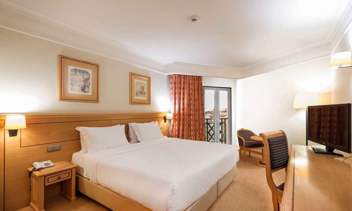 Sao Sebastiao da Pedreira Hotel | Hotel Real Palacio