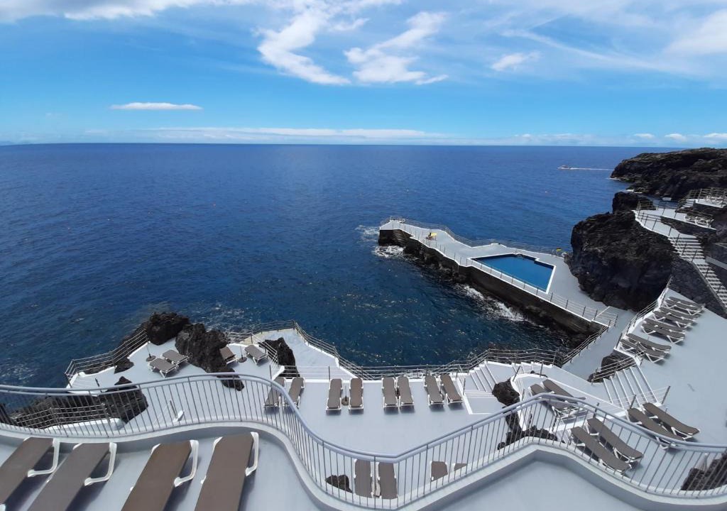 Canico Hotel | Hotel Roca Mar