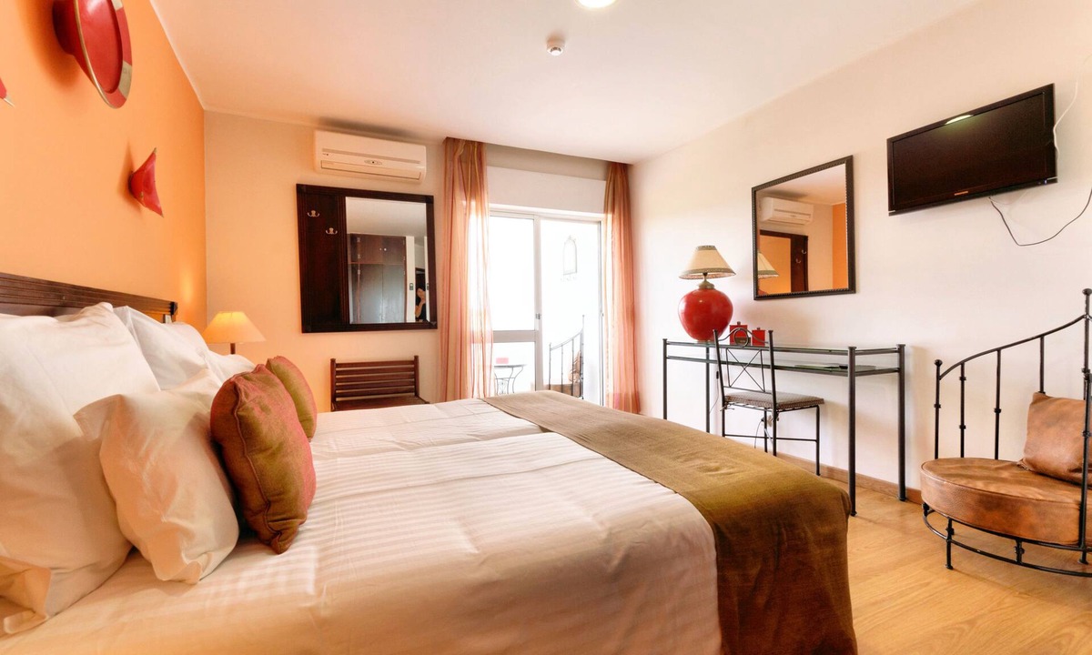 Aljezur Hotel | Hotel Vale da Telha