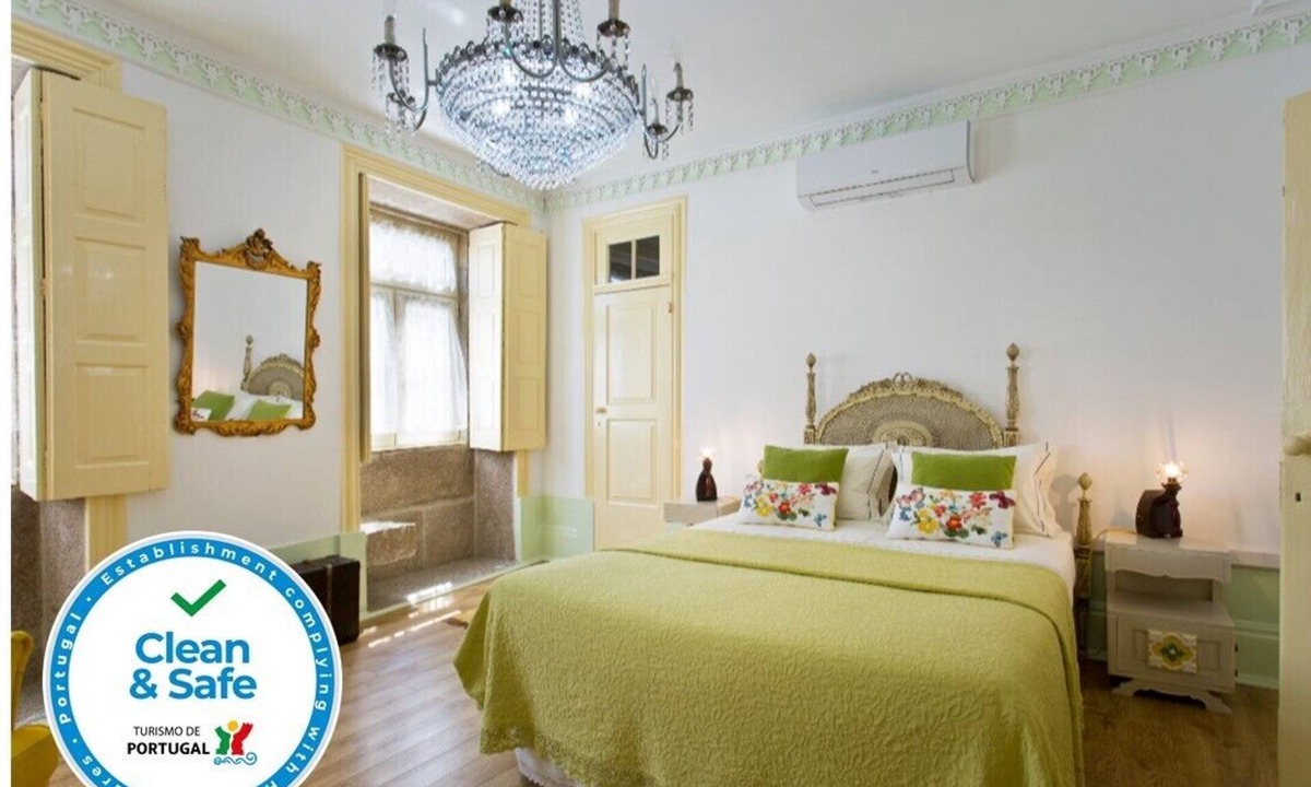 Santa Marinha House | House in the Historic center with view the Douro river 3 bedroom 2 bathrooms