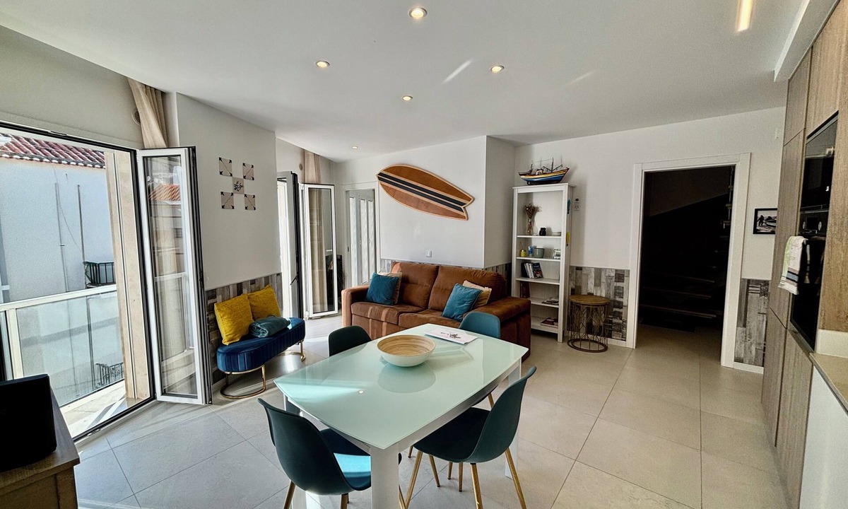 Nazare Apartment | Hyper Centre, Beach 80m, Parking possible, Air Conditioning