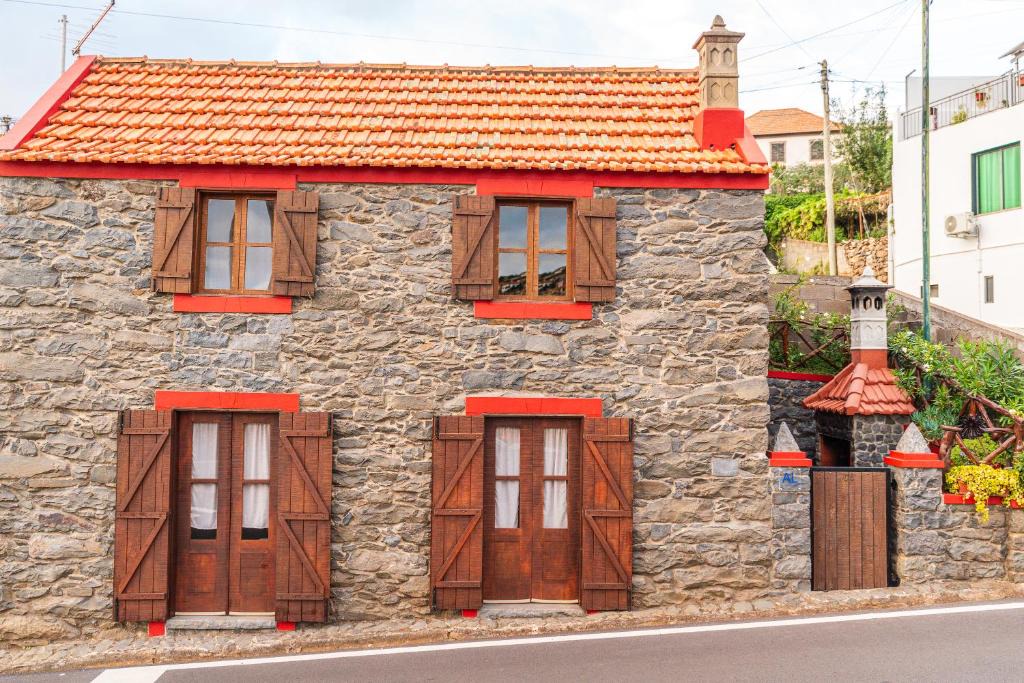Lombo do Doutor House | King's House - Centennial House