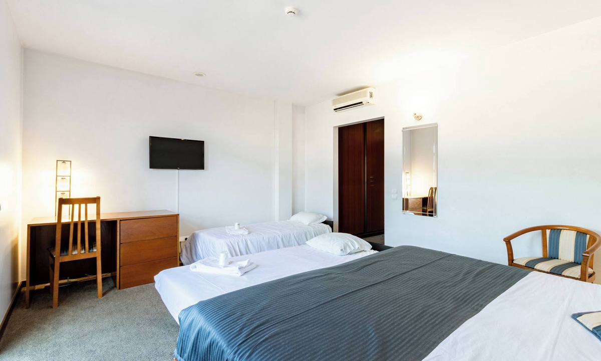 Esmoriz Hotel | La Fontaine Hotel