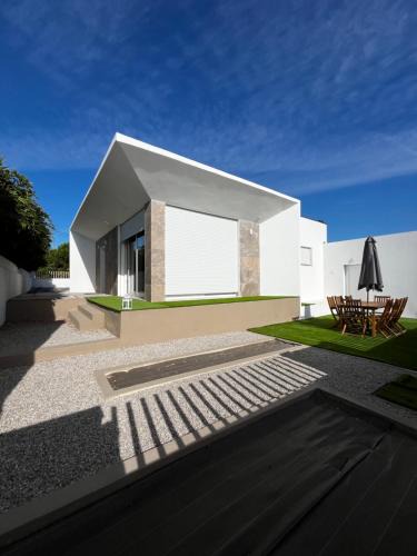 Maca Villa | La Voile Blanche