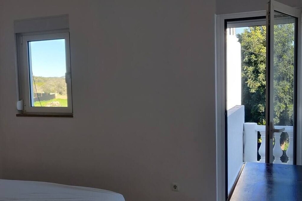 Lagoa e Carvoeiro House | Lagoa five bed house By Red Ba Serviced Accommodation UK