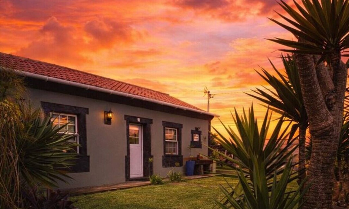 Biscoitos House | Lava Soul, Sublime