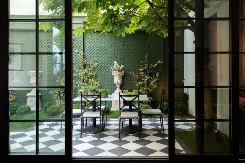 Lisbon Old Town Apartment | Le Jardin D' Alice