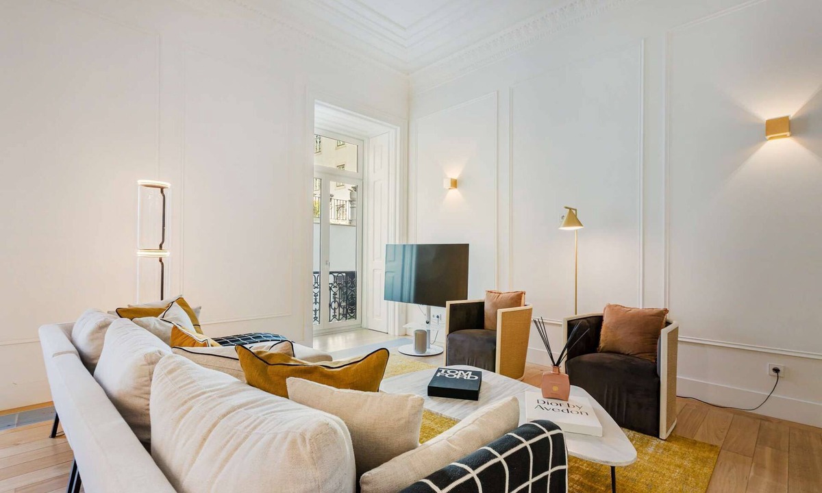 Baixa Apartment | Liberdade Deluxe Apartment | AC | S-Pool | Parking
