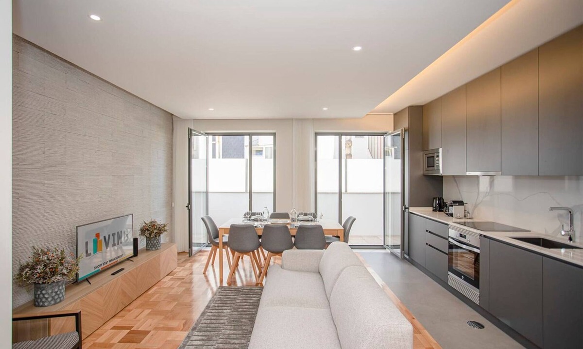 Bonfim House | Liiiving in Porto - Design Bright House