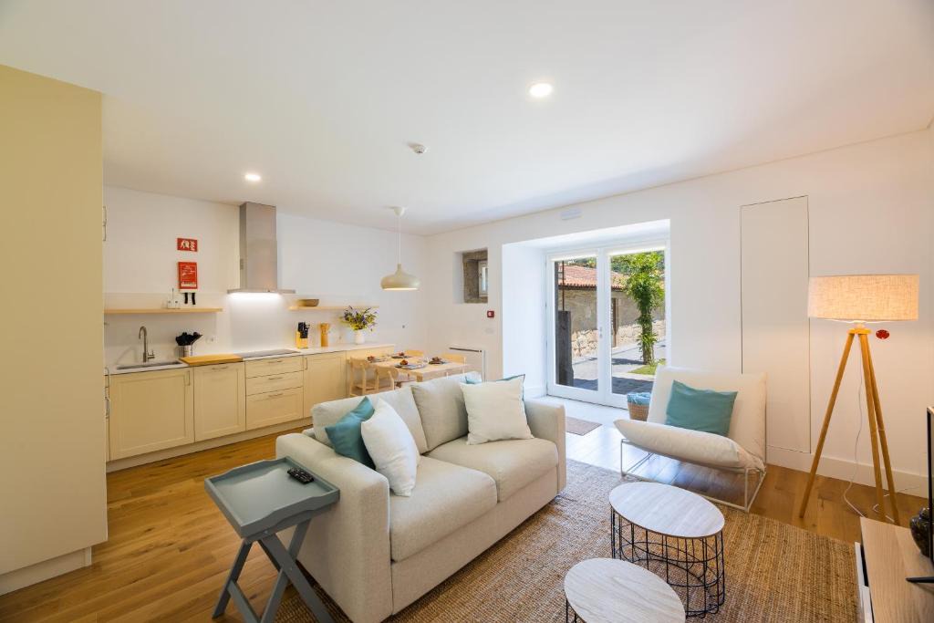 Caldelas Apartment | Linden Tree House A and B